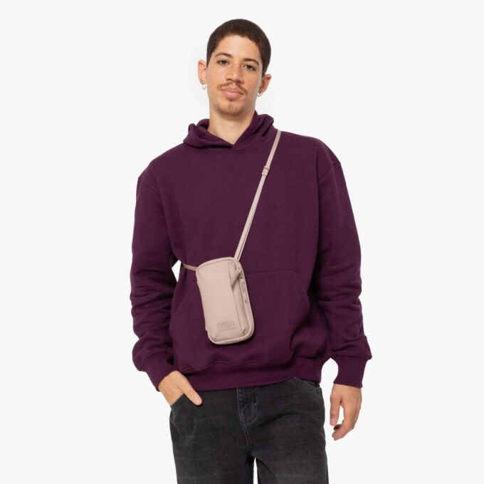 CNNCT F POUCH