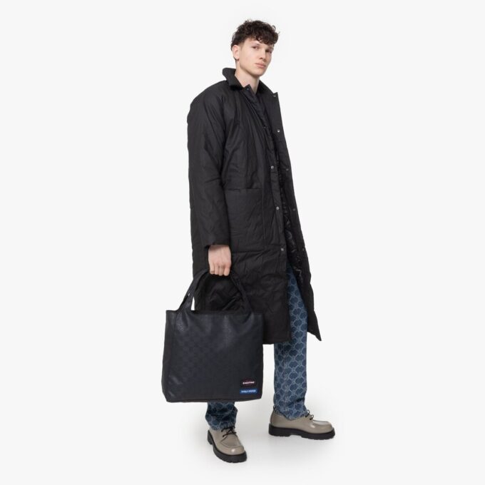 DAILY TOTE