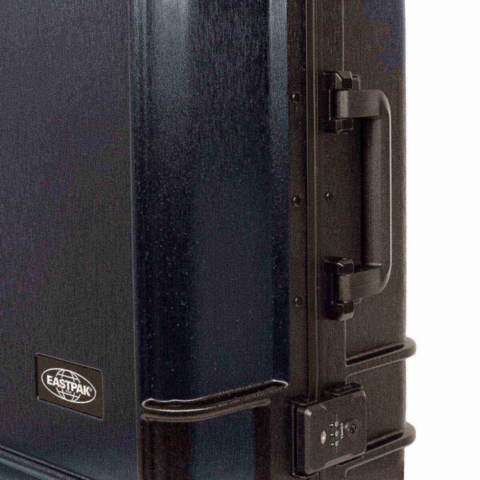 RESIST’R CASE M