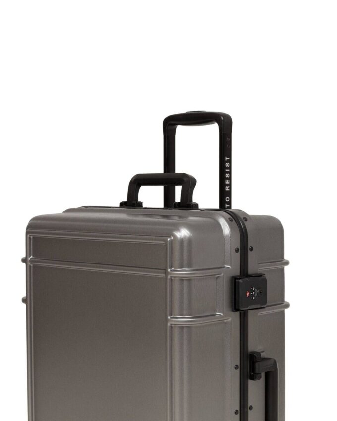 RESIST’R CASE M