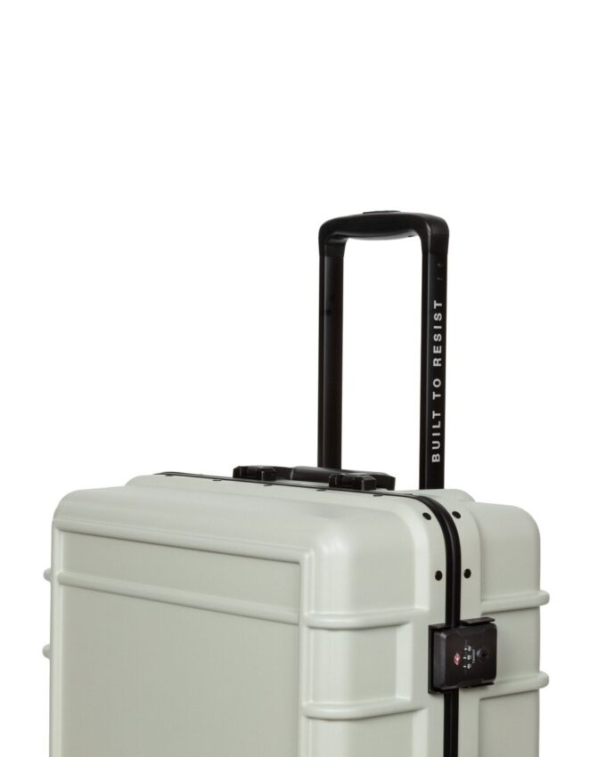 RESIST’R CASE M