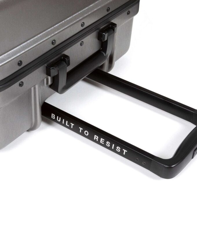 RESIST’R CASE M