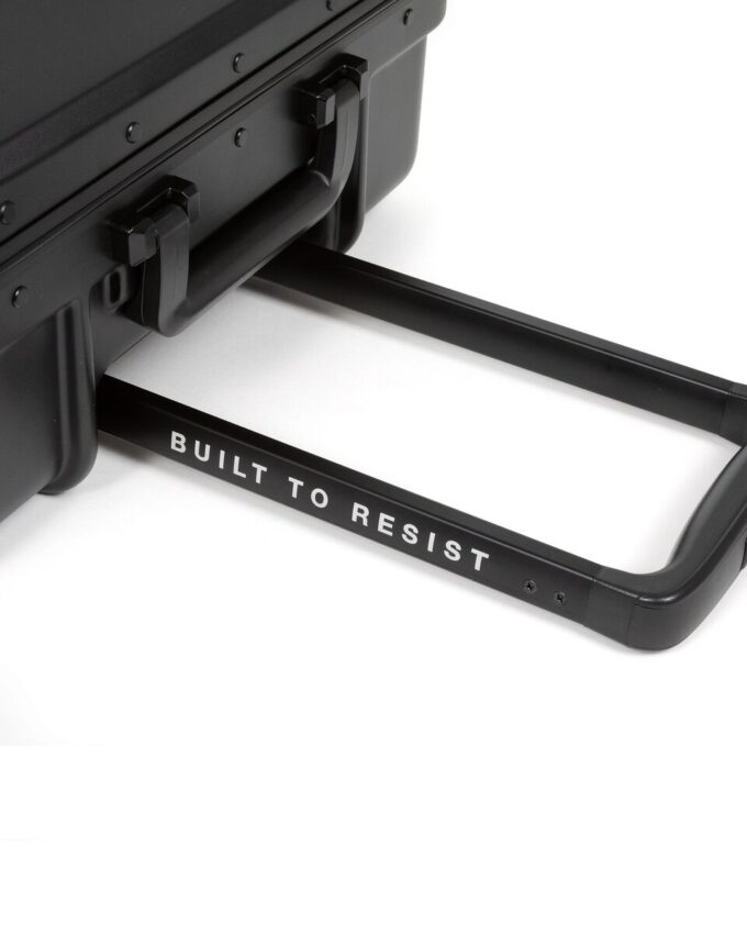 RESIST’R CASE M