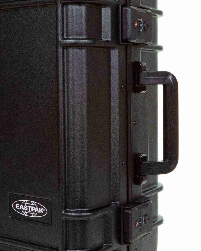 RESIST’R CASE S