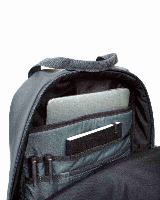 TECUM TOTE